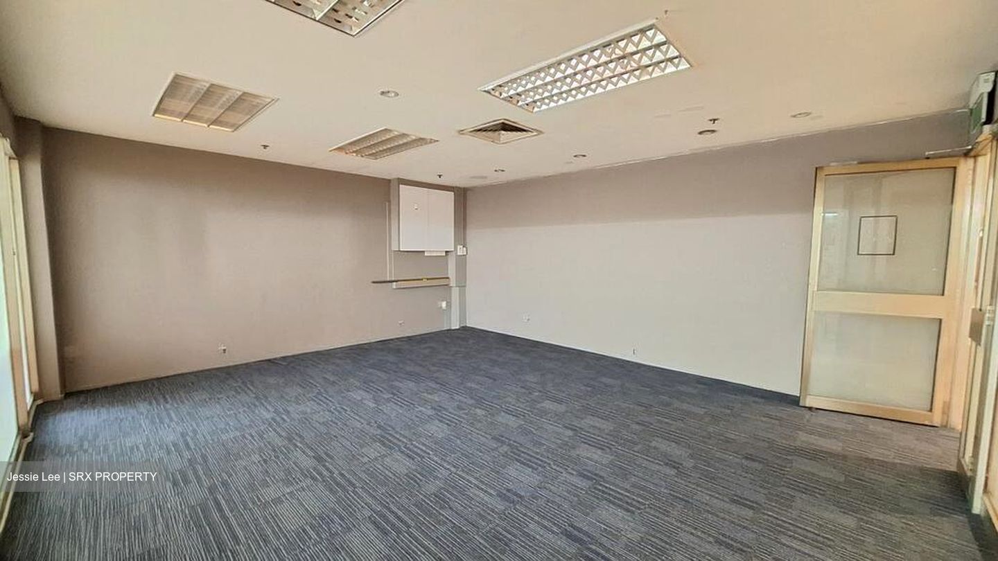 High Street Centre (D6), Office #569563821